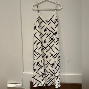 Petite Studio Black and White Abstract Maxi Dress